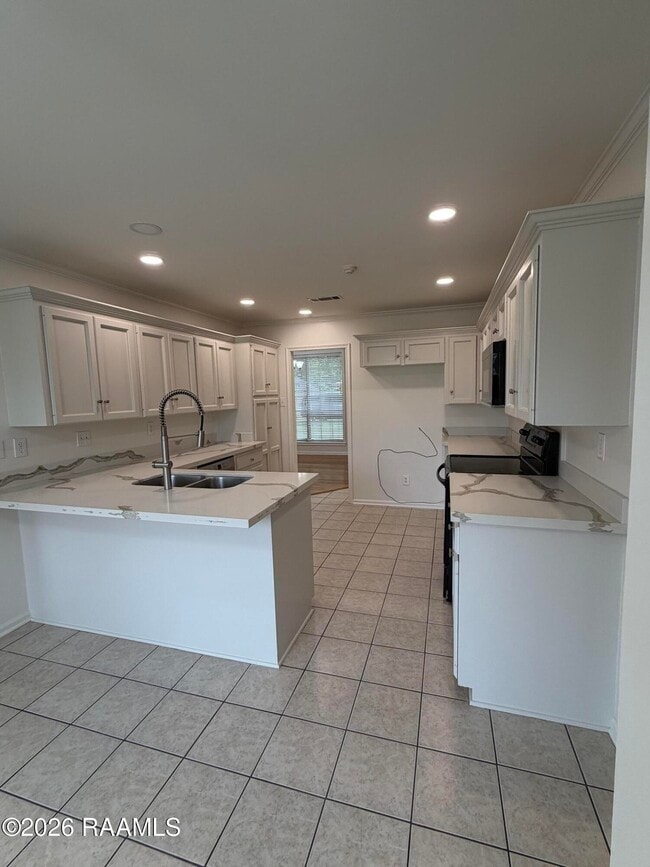 Photo - 103 Kirkwood Ln