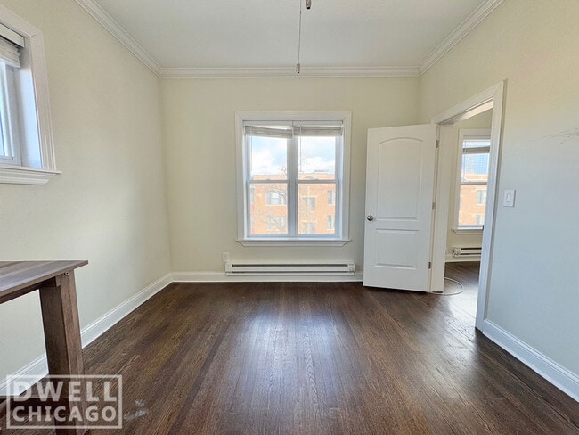 Photo - 916 W Waveland Ave Unit 3B