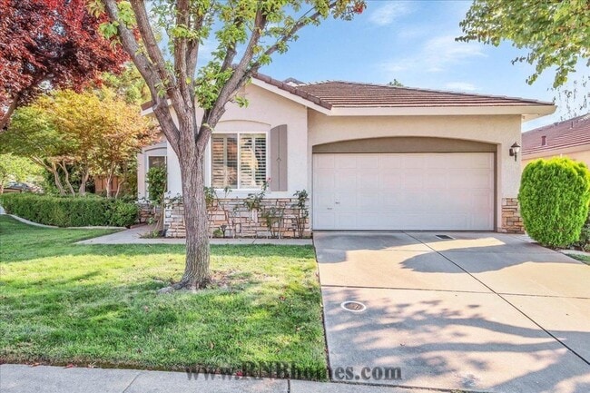 Photo - 941 Cameron Dr