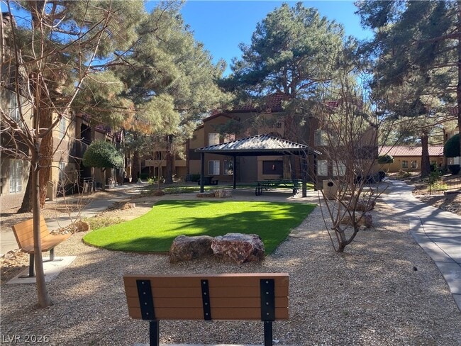 Photo - 2200 S Fort Apache Rd Unidad 1204