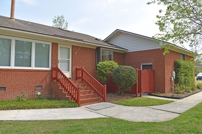 Great Waterfront Brick Home - Great Waterfront Brick Home