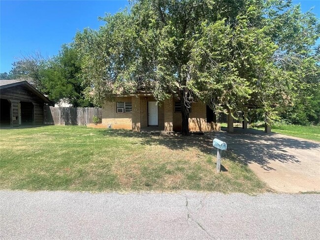 Building Photo - 310 N 20th St Rental