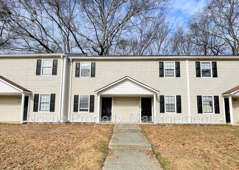 Photo - 729 South St Townhome