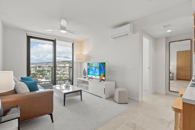 Photo - Fully furnished 1-bed, 1-bath, 1-parking a... Unidad 3104