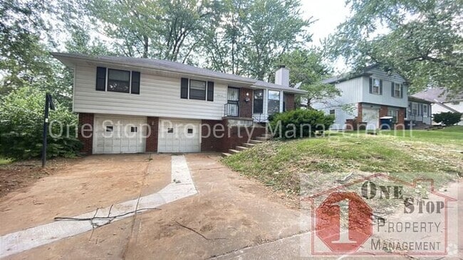 Building Photo - Beautiful 3 Bedroom/ 1.5 Bathroom Home in ...