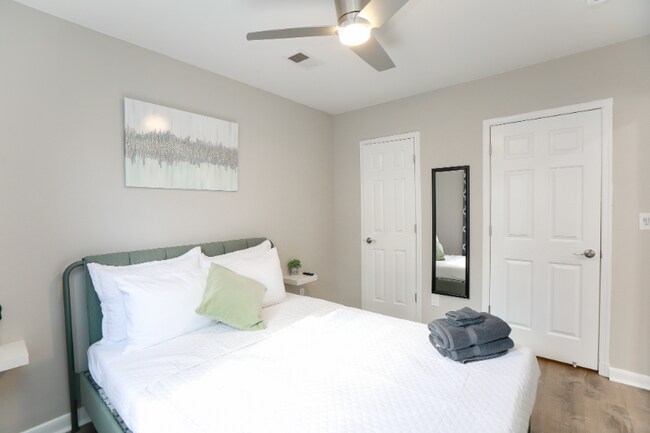 Photo - 1265 Pall Mall St Unidad B
