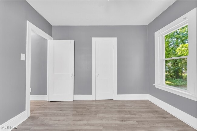 Building Photo - 364 E 161st St Unit 1/DN