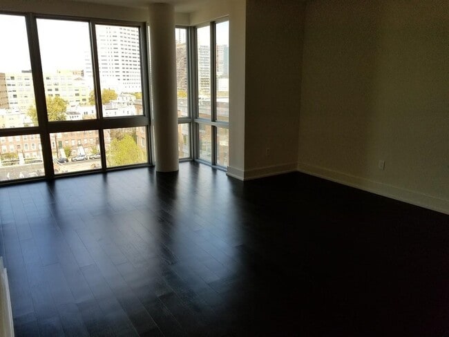 Photo - 201 Marin Blvd Unidad 6010