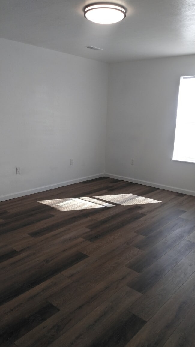 Photo - 513 Apple St