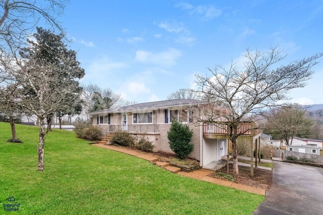 Photo - Amazing Move-In Ready 3 BR 3 BA Home - Looking for You!