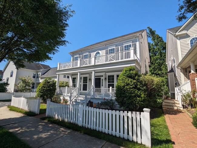 Photo - Impeccably maintained SFH in Clarksburg re...