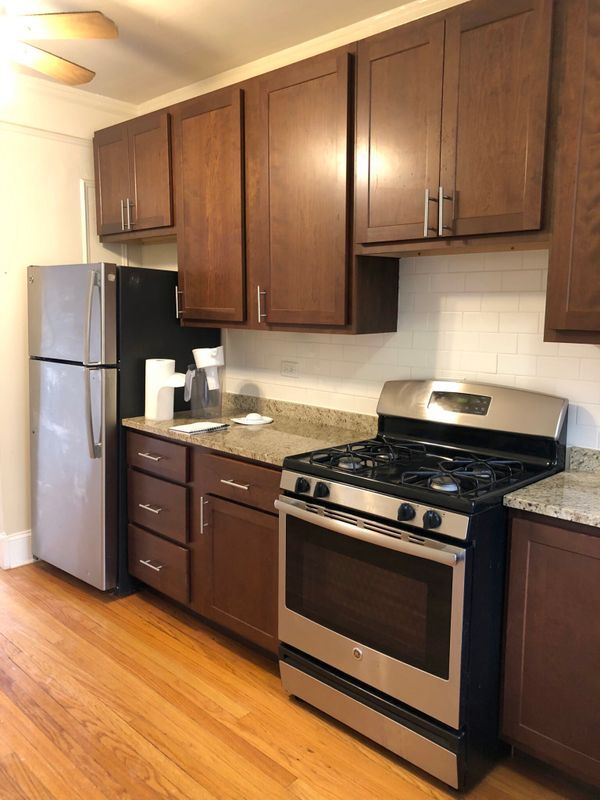 Building Photo - 4600 N Winchester Ave Unit 3H
