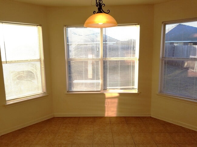 Photo - 3107 Lavender Ln