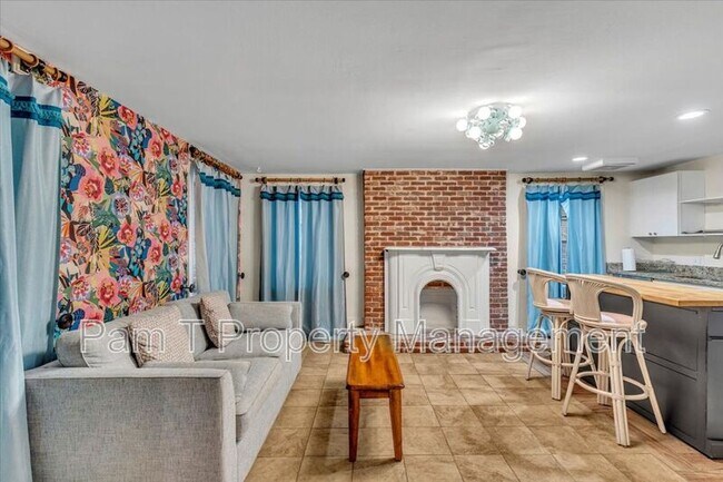 Photo - 123 W Charlton St Unidad 2