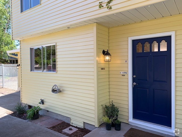 Front door - 18750 NW Nelscott St Unit A Rental