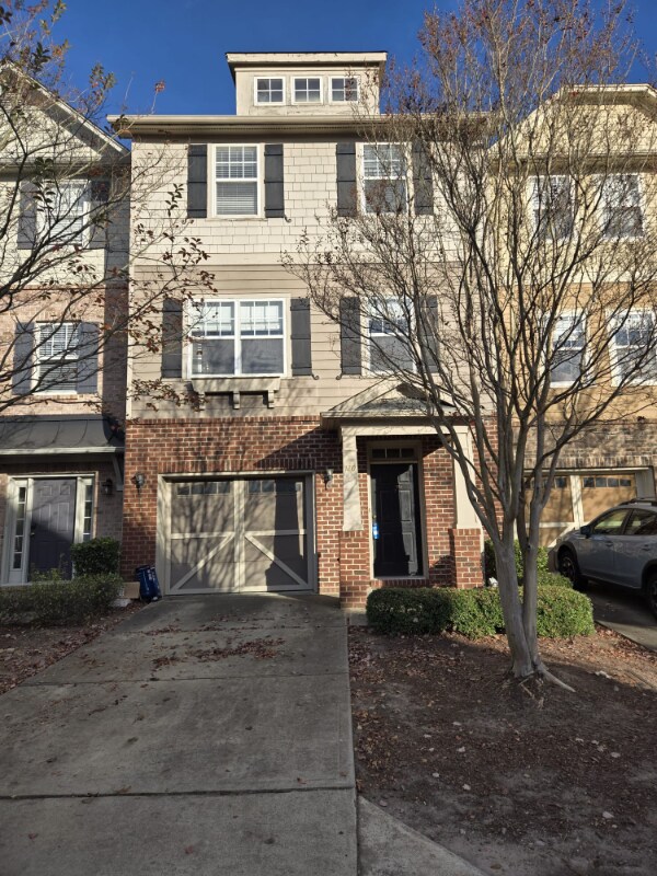 Photo - 120 Linden Park Ln