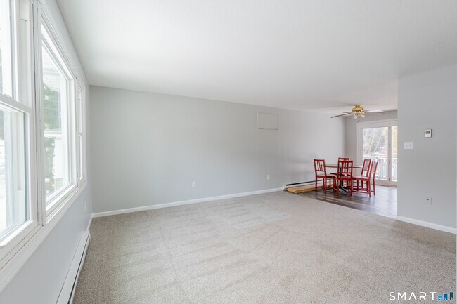 Photo - 28 Orient St