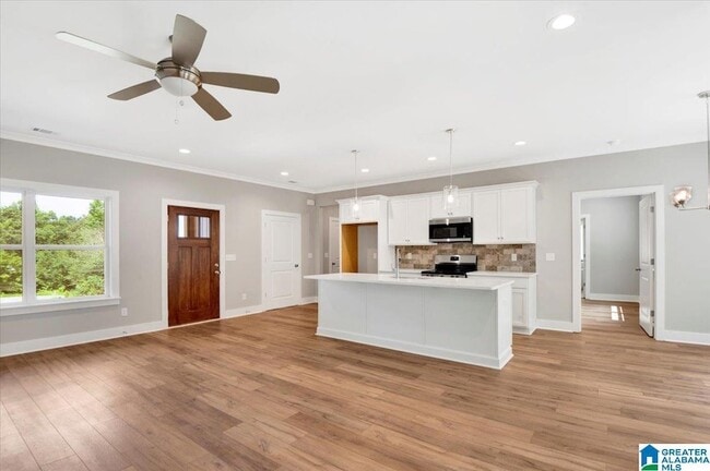 Photo - 725 Fallview Ct