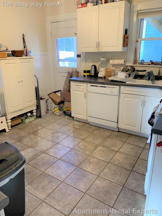 Photo - 68 Alpine St Unit #1