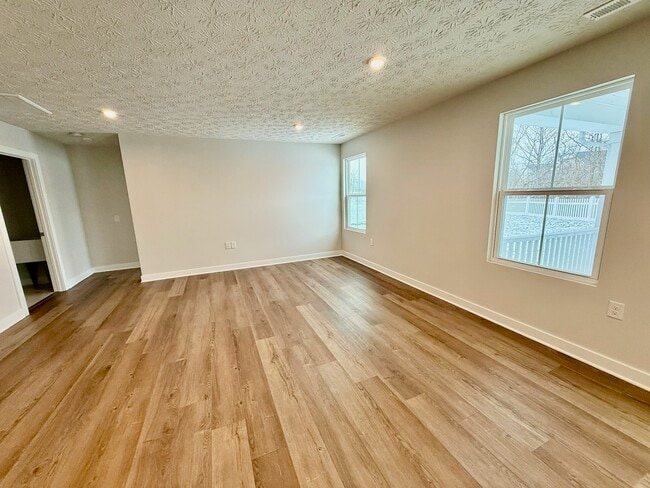 Photo - 1097 Arbor Dr