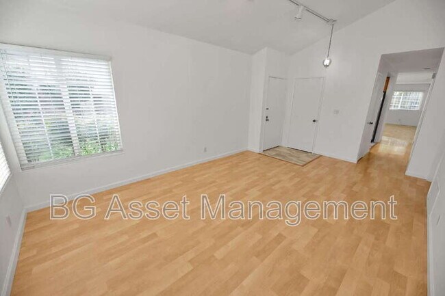 Photo - 4485 Norocco Cir