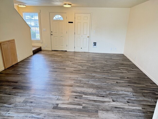 Photo - Updated 3-bedroom 1.5 bath duplex in Eugene!