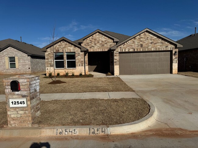 BRAND NEW 3 Bedroom 2 Bathroom Home in Pie... - BRAND NEW 3 Bedroom 2 Bathroom Home in Pie...