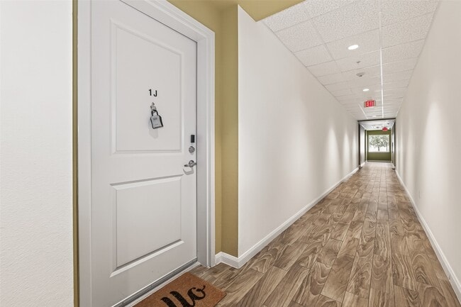 Photo - 1207 Grand W Blvd Unit 1J