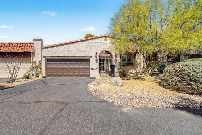 Building Photo - 37210 N Tranquil Trail Unit 13