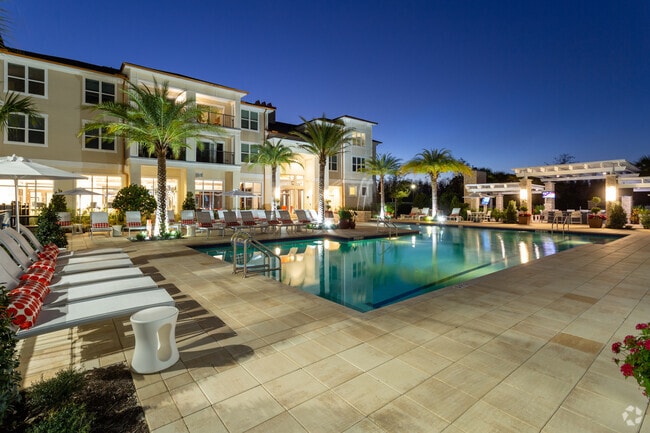 Photo - Altis Promenade