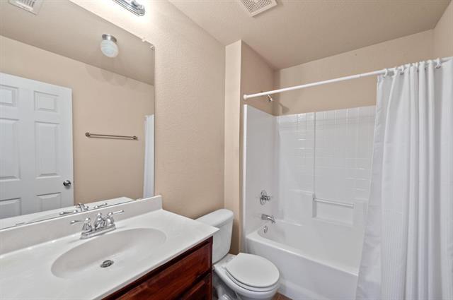 Photo - 2632 Triangle Leaf Dr