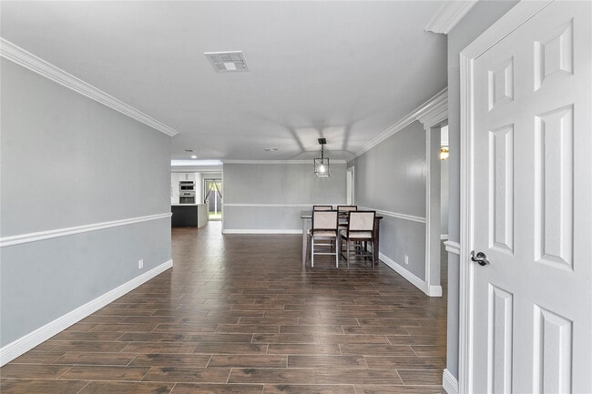 Photo - 5820 NW 56th Pl