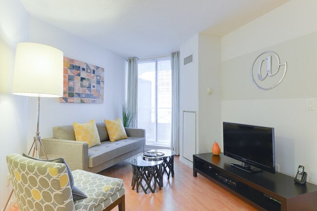 Photo - 122 Pearl St Unit ID1034877P