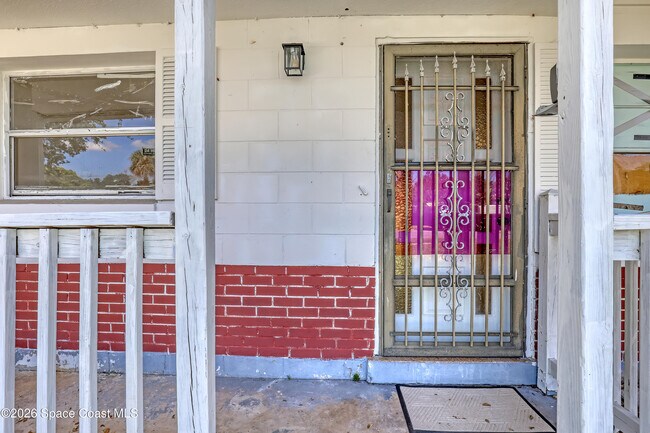 Photo - 1841 Baylor Ct