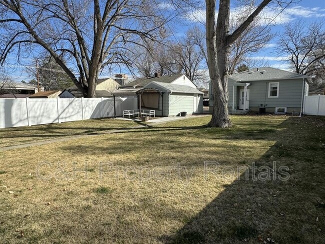 Photo - 1711 Avenue D