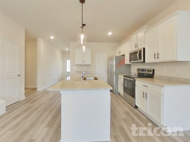 Photo - 274 Limestone Cir