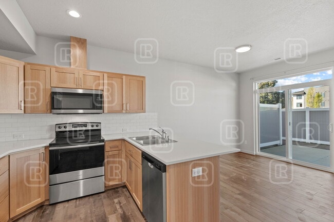 Photo - 226 Woodlawn Ln