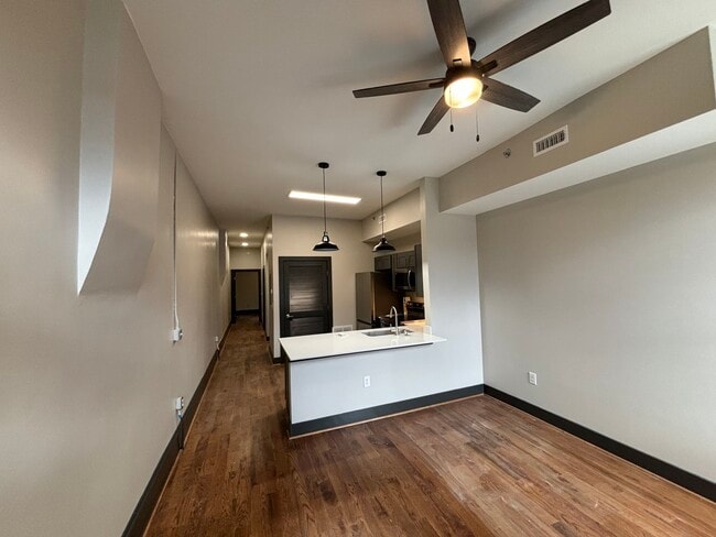 Photo - Apartments on Main