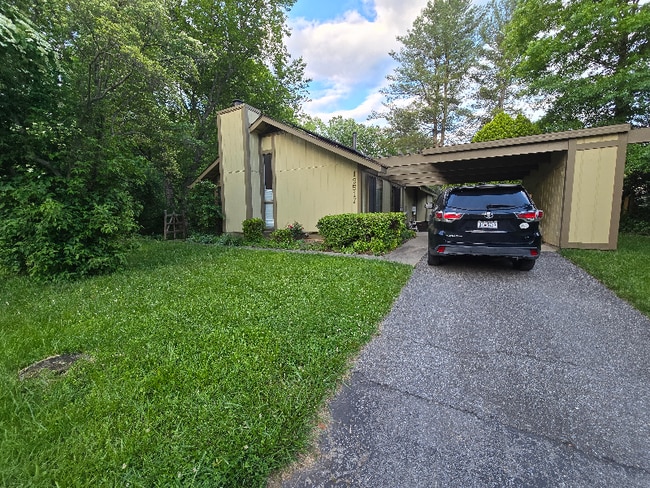 Building Photo - 19517 Tiber Ct