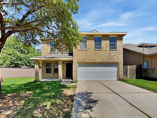 Photo - 2203 Shady Birch Dr
