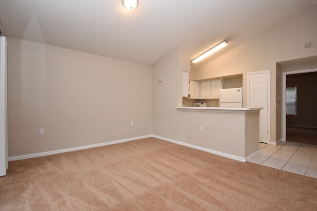 Photo - 10000 SW 52nd Ave
