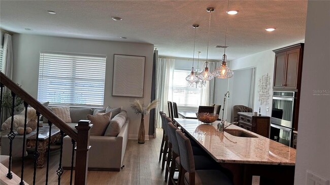 Photo - 1767 Smarts Rule St