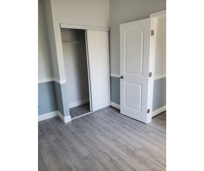 Photo - 2838 Washington Blvd Unidad 2C Available $550 2C