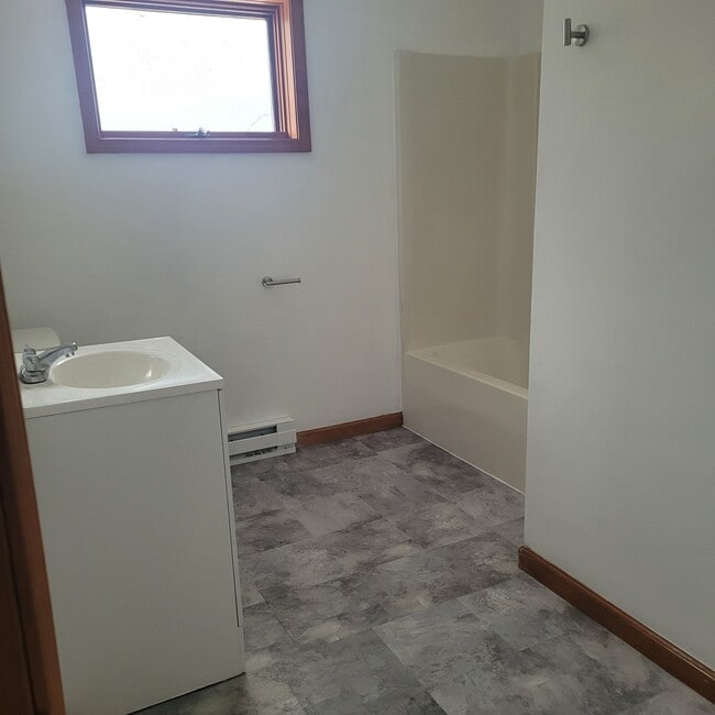 Photo - 201 Stafford Rd Unit 201