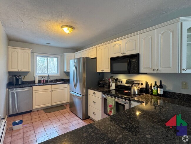 Building Photo - Lovely Two Bedroom in Shelburne - Pet Frie... Rental