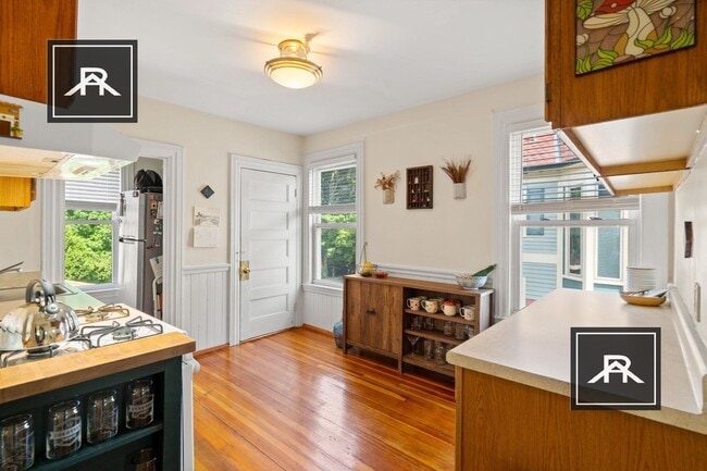 Photo - 36 Willow St Unit 2