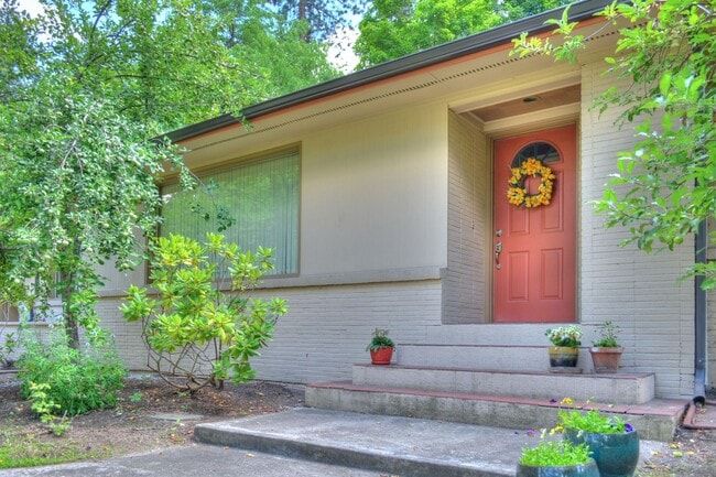 Photo - **COMING SOON**Stunning Mid Century Rancher