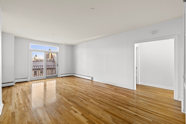 Building Photo - 206 Shearwater Ct W Unit 65 Rental