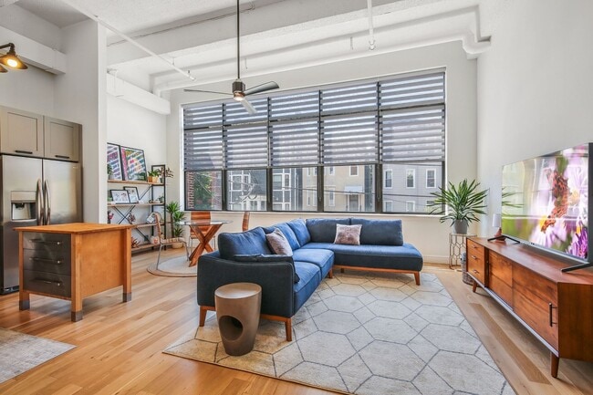 Building Photo - 300 Communipaw Ave Rental