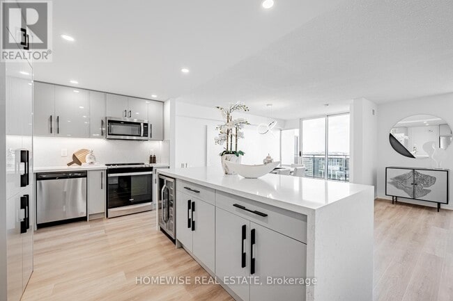 Photo - 7 Jackes Ave Unité PH2903